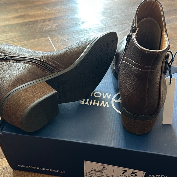 White Mountain Dark Brown Ankle Boots - Picture 4 of 4